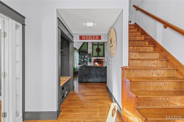 6115 Terri Lynn Drive, Affton, MO 63123