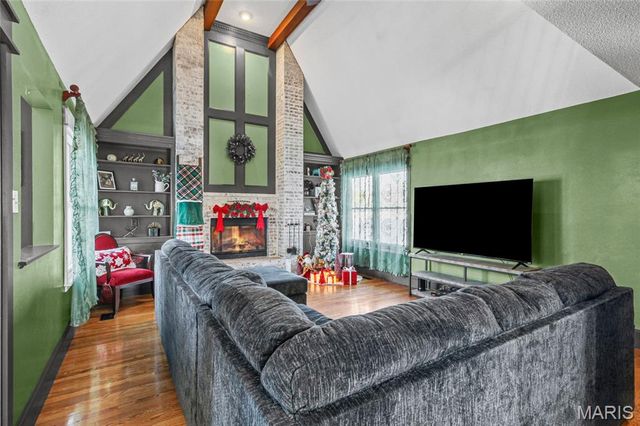 6115 Terri Lynn Drive, Affton, MO 63123