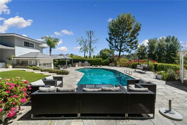 4420 Conchita Way, Tarzana, CA 91356