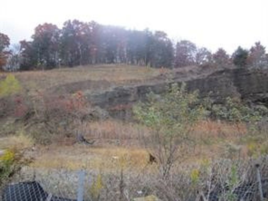 401 Sewickley Oakmont Rd, Ross Twp, PA 15237