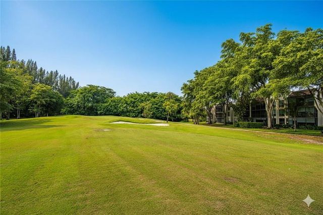 8150 W Mcnab Road 312, Tamarac, FL 33321