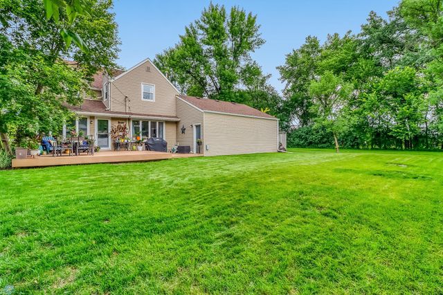 1800 CENTRE Square, Moorhead, MN 56560