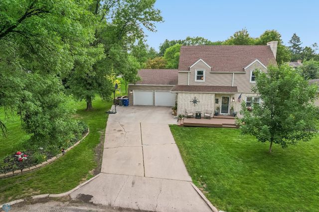 1800 CENTRE Square, Moorhead, MN 56560