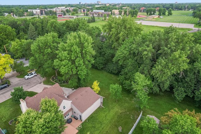 1800 CENTRE Square, Moorhead, MN 56560