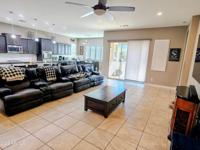 7463 W REMUDA Drive, Peoria, AZ 85383
