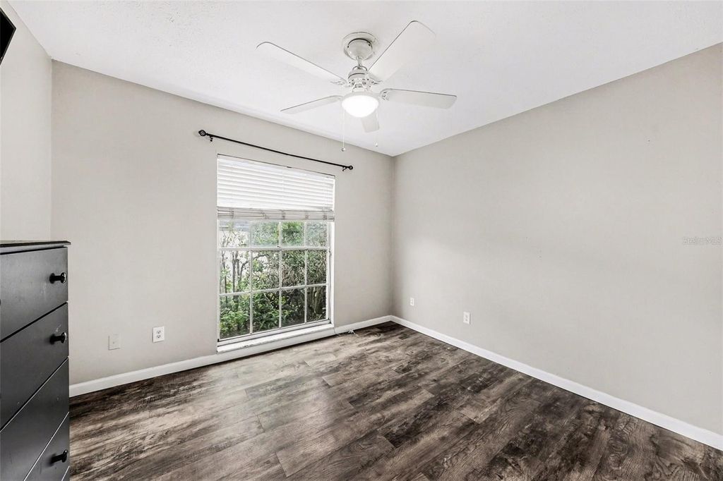 Image 16 of property listing at 208 DONATELLO DRIVE, Brandon, FL 33511