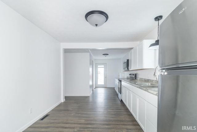 209 S Cory Street, Mooreland, IN 47360