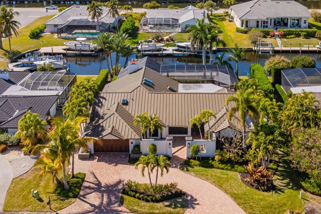 6777 DANAH COURT, Fort Myers, FL 33908