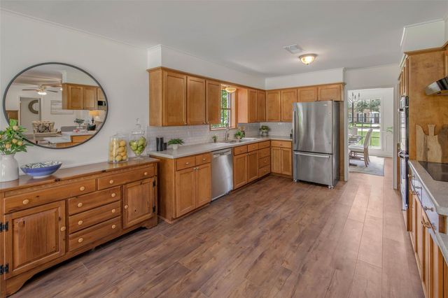 1403 Post Oak CIR, College Station, TX 77840