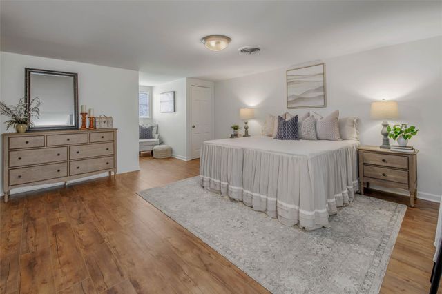 1403 Post Oak CIR, College Station, TX 77840