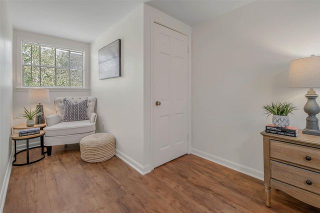 1403 Post Oak CIR, College Station, TX 77840