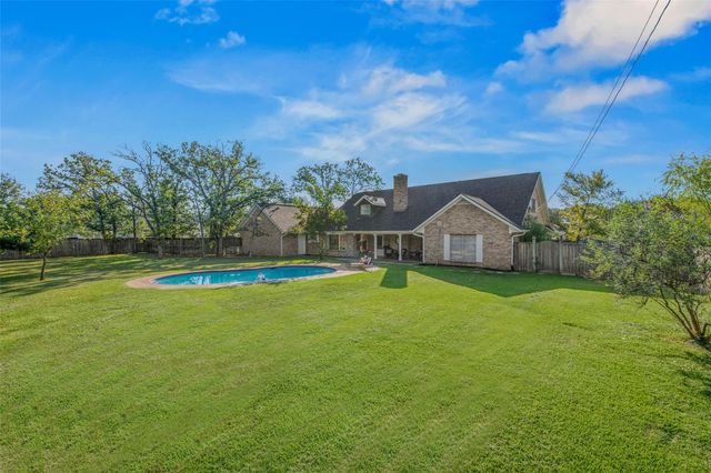 1403 Post Oak CIR, College Station, TX 77840