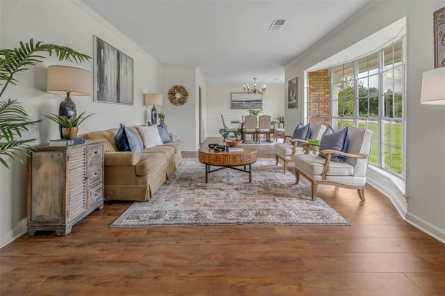 1403 Post Oak CIR, College Station, TX 77840