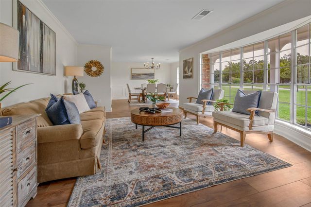1403 Post Oak CIR, College Station, TX 77840
