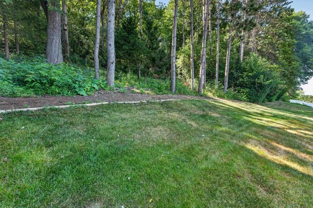 1125 Gils Way, Cross Plains, WI 53528