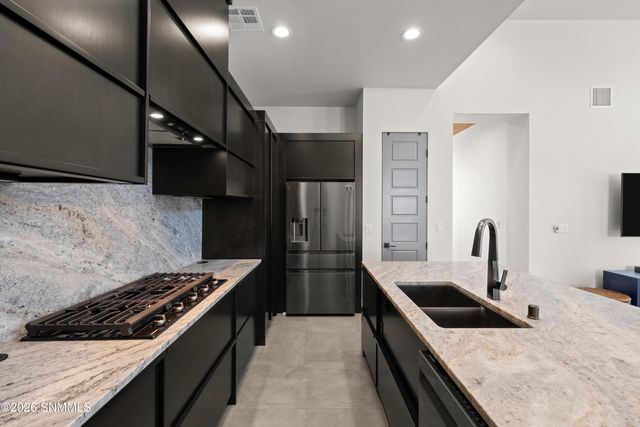 6001 High Plains Road, Las Cruces, NM 88012