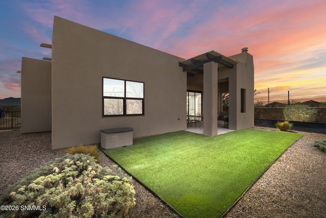 6001 High Plains Road, Las Cruces, NM 88012