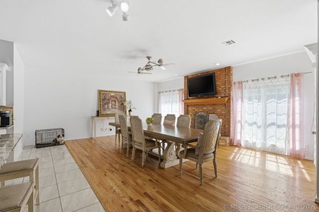 29606 E 68th Street S, Broken Arrow, OK 74014