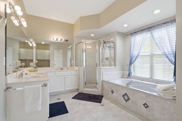 29606 E 68th Street S, Broken Arrow, OK 74014