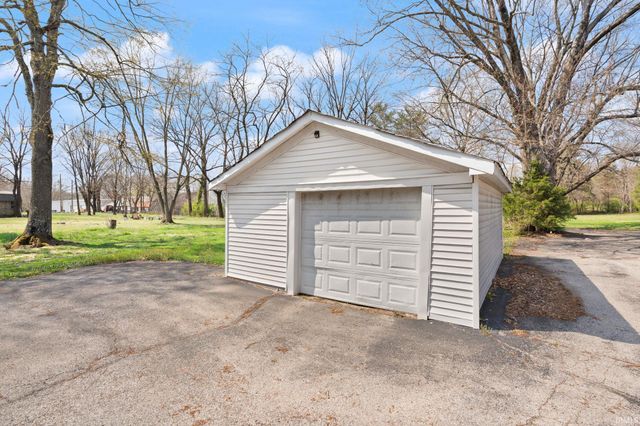 1515 Tunnel Mill Road, Charlestown, IN 47111