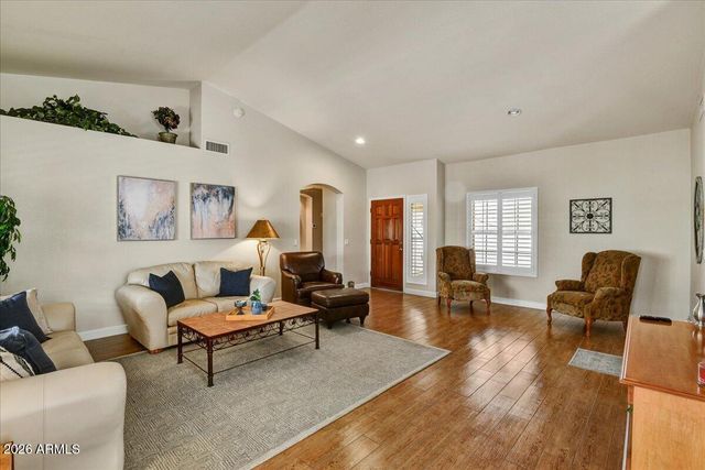 9027 W WESCOTT Drive, Peoria, AZ 85382