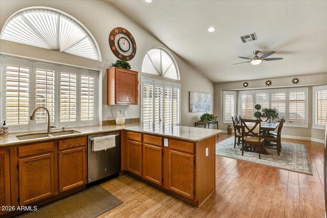 9027 W WESCOTT Drive, Peoria, AZ 85382