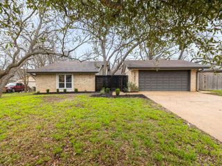 8205 Alabama DR, Austin, TX 78745