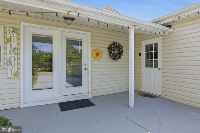 2304 POPLAR, Baltimore, MD 21221