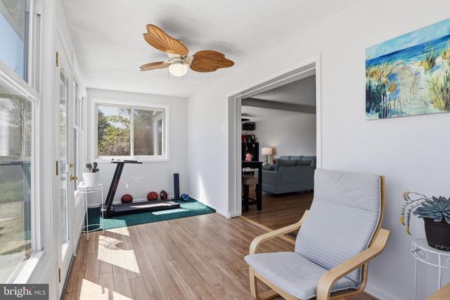 2304 POPLAR, Baltimore, MD 21221