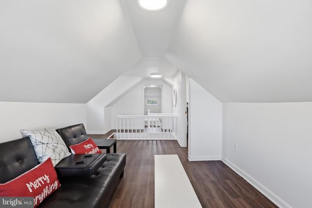 2304 POPLAR, Baltimore, MD 21221