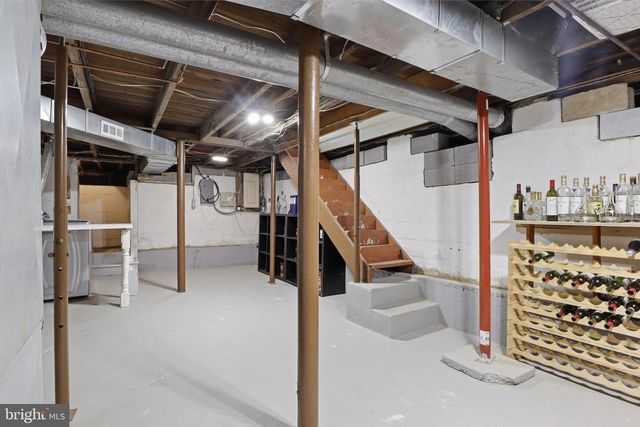 2304 POPLAR, Baltimore, MD 21221