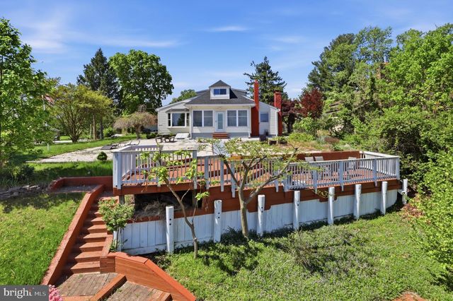 2304 POPLAR, Baltimore, MD 21221