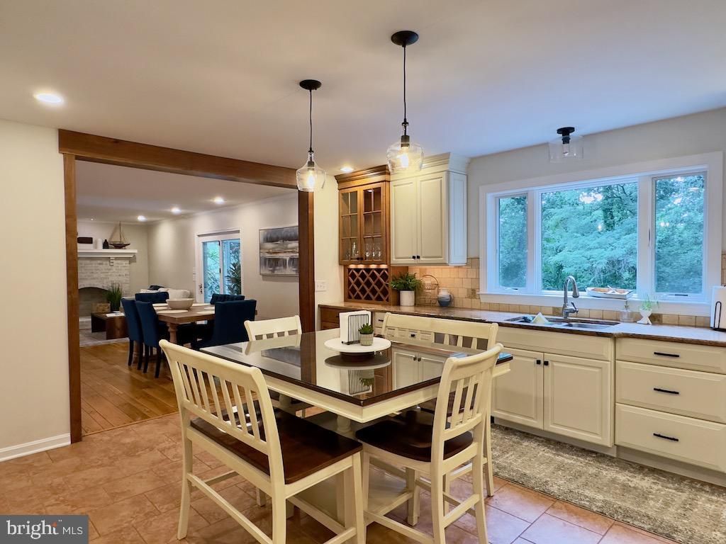 Image 18 of property listing at 14540 STIRRUP LANE, Galena, MD 21635