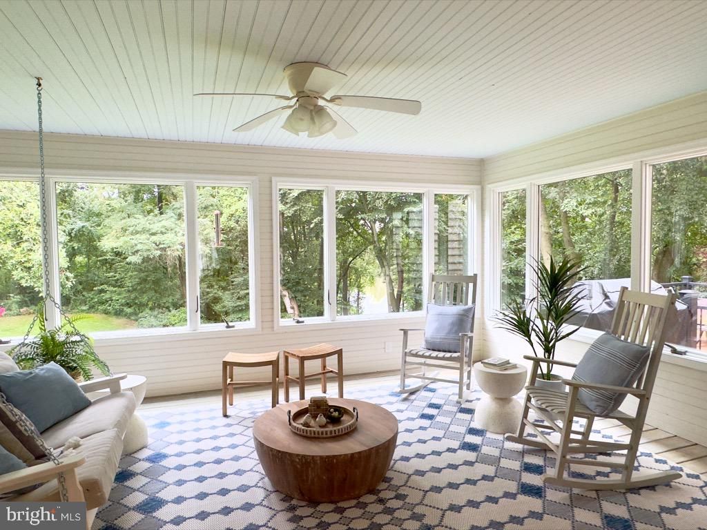 Image 23 of property listing at 14540 STIRRUP LANE, Galena, MD 21635