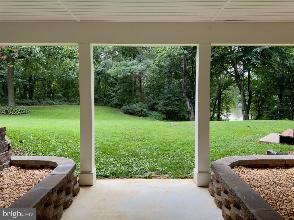 Image 73 of property listing at 14540 STIRRUP LANE, Galena, MD 21635