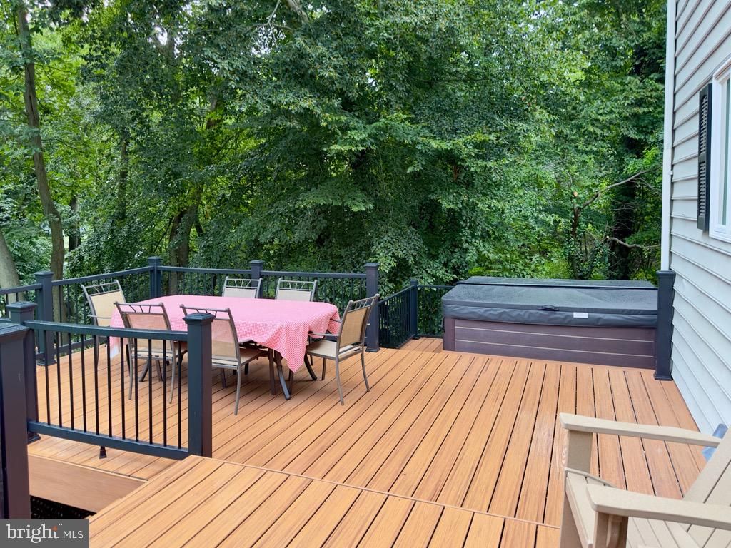 Image 75 of property listing at 14540 STIRRUP LANE, Galena, MD 21635