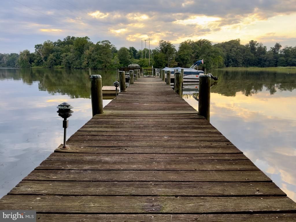 Image 94 of property listing at 14540 STIRRUP LANE, Galena, MD 21635