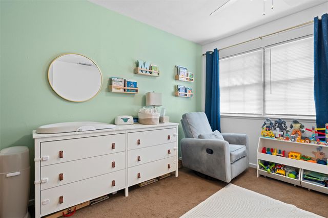 1011 S Delaware Street, Irving, TX 75060