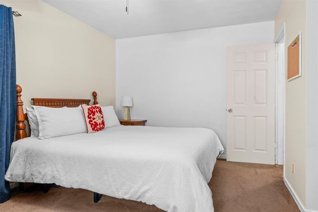 1011 S Delaware Street, Irving, TX 75060