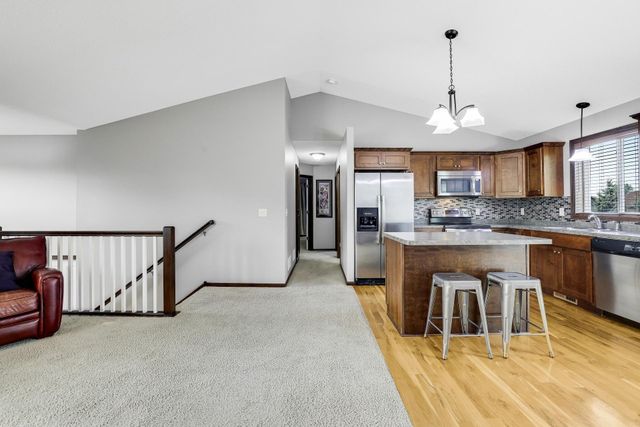 8631 Tessman Farm Road N, Brooklyn Park, MN 55445
