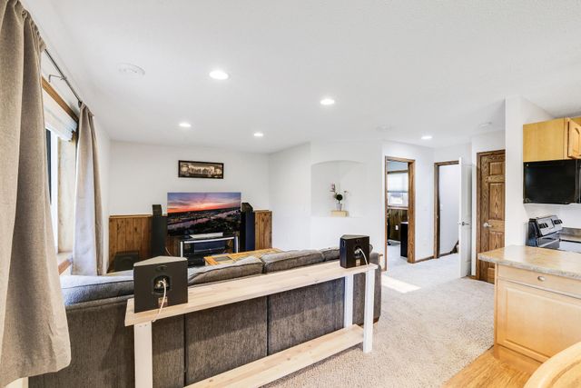 8631 Tessman Farm Road N, Brooklyn Park, MN 55445