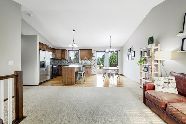 8631 Tessman Farm Road N, Brooklyn Park, MN 55445