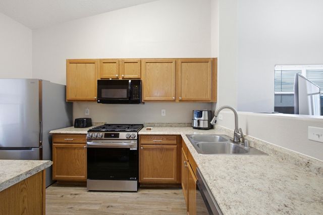 10616 Buck Island Road SW, Albuquerque, NM 87121
