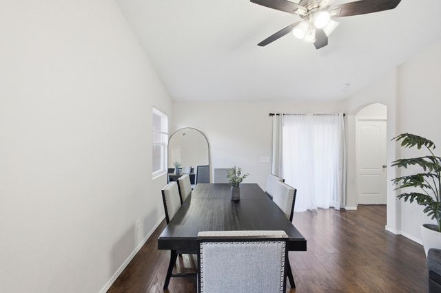 10616 Buck Island Road SW, Albuquerque, NM 87121