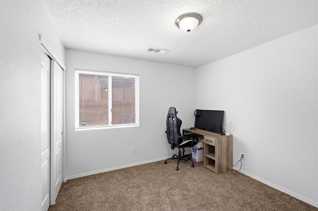 10616 Buck Island Road SW, Albuquerque, NM 87121
