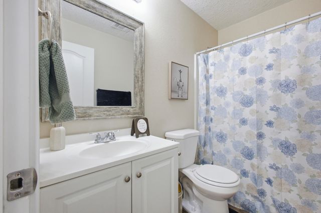 10616 Buck Island Road SW, Albuquerque, NM 87121