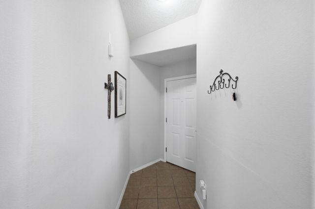 10616 Buck Island Road SW, Albuquerque, NM 87121