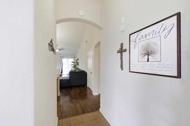 10616 Buck Island Road SW, Albuquerque, NM 87121