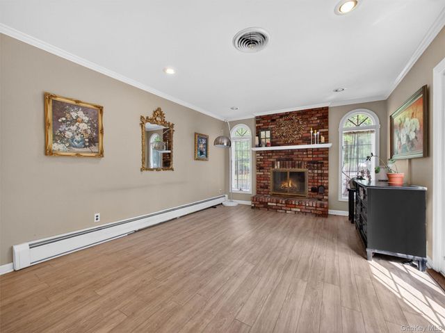 1 Rone Court, New City, NY 10956