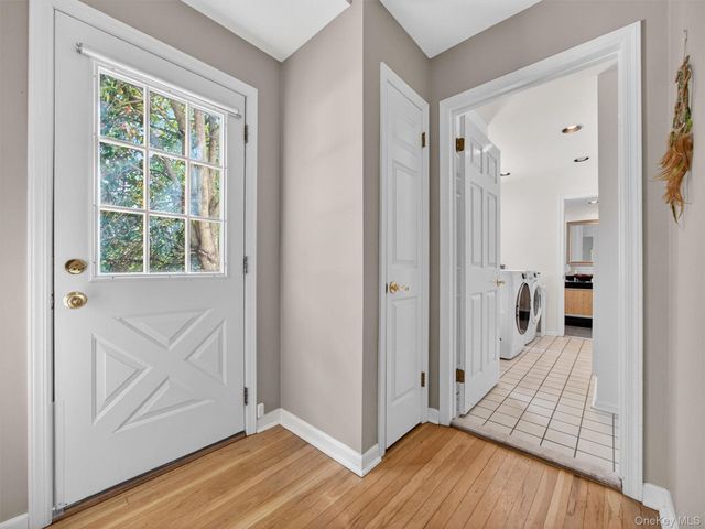1 Rone Court, New City, NY 10956